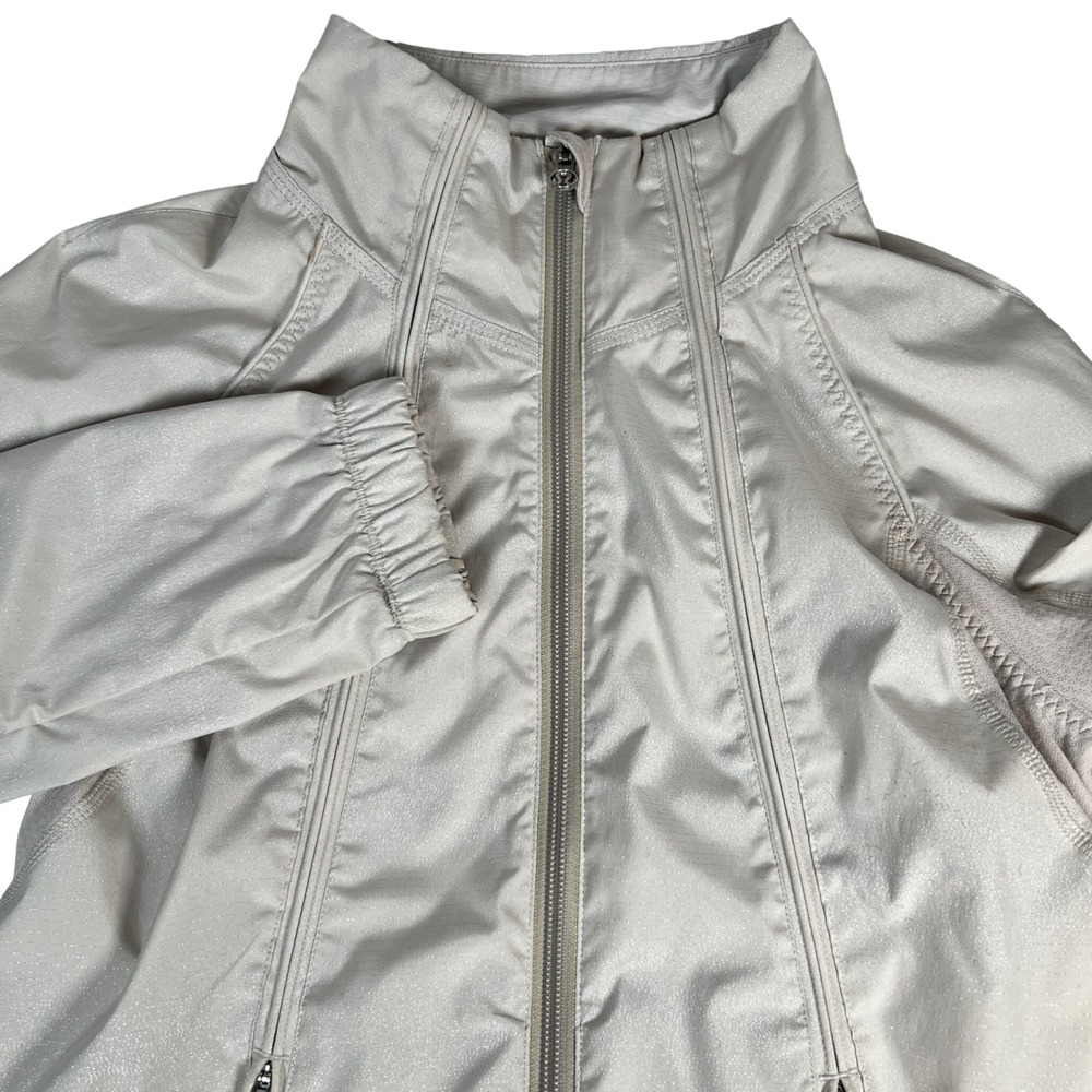 Lululemon Athletica Womens 4 Travel to Track Jacket Silver Metallic Zip Up